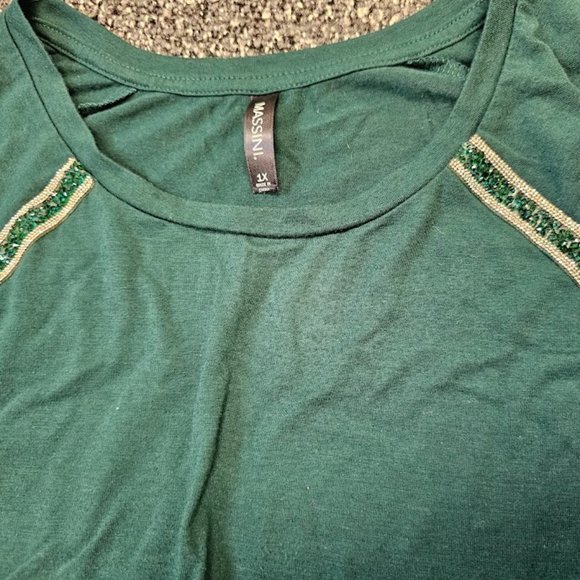 BOGO🎀 Massini Emerald Green T-Shirt with Bling- Size 1X - Picture 2 of 3